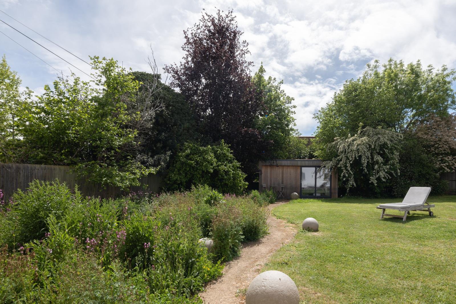 Bragbury End Farmhouse - Image 3